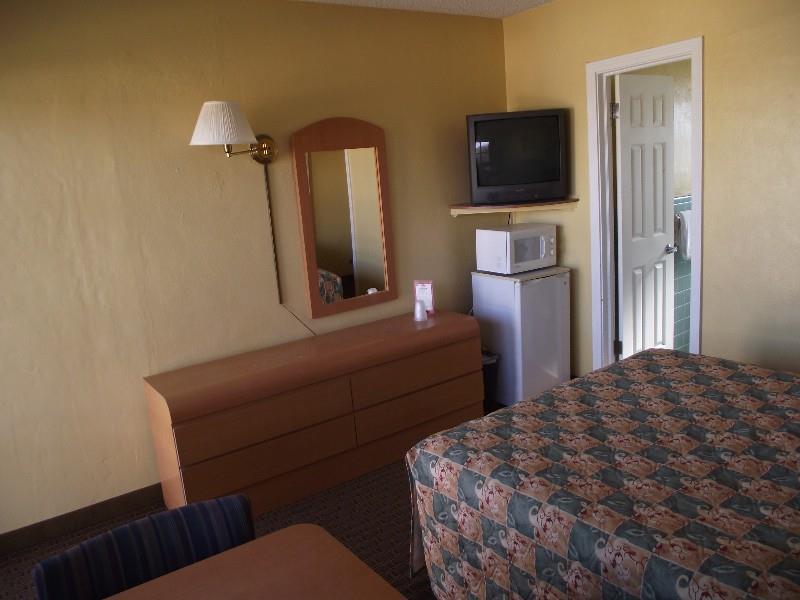 A 1 A Super Inn Ormond Beach Pokój zdjęcie